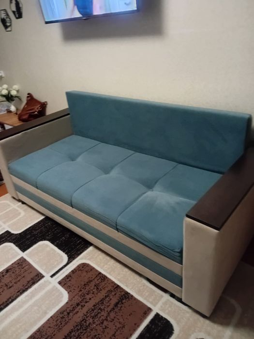 Продам диван в отличном состоянии
