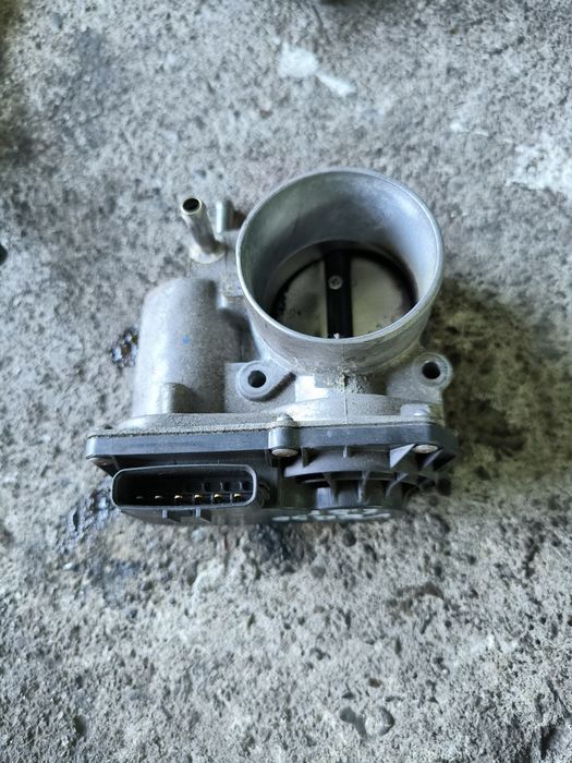 Дросел клапа за Toyota 1.8i