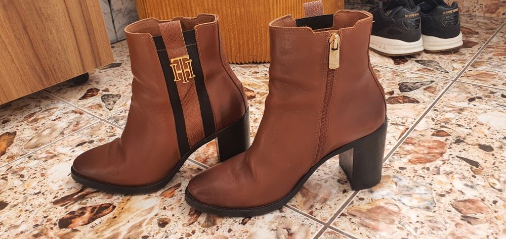 Botine Tommy Hilfiger