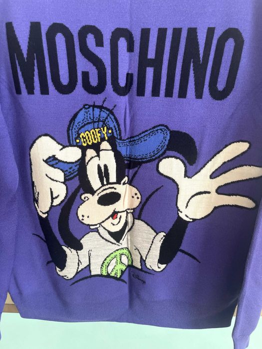 H&M Moschino пуловер от 100% вълна размер М