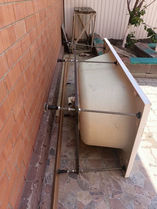 Продам ванну б/у