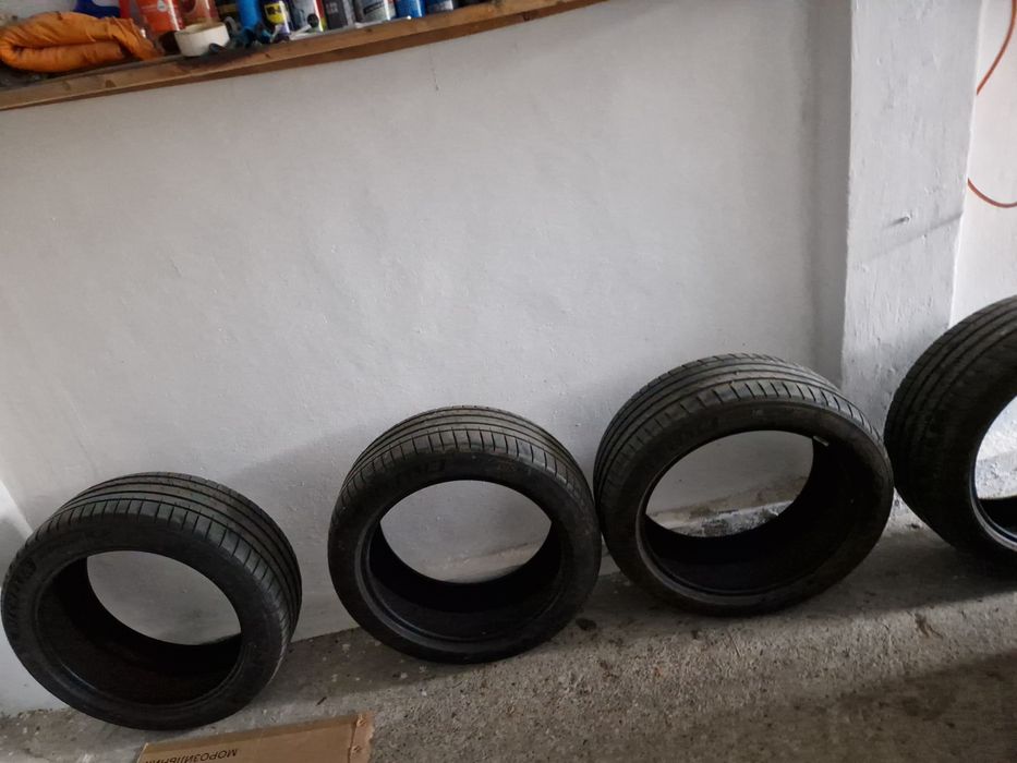 Anvelope de vară Moichelin Pilot Sport 4
235/45 R18 98Yi