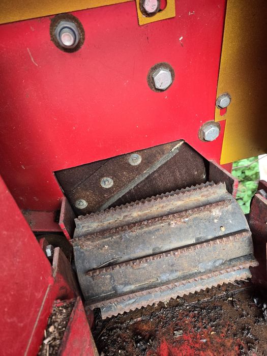 Дробилка за клони WC8 до 20см – мощна, за трактор, ТОП цена