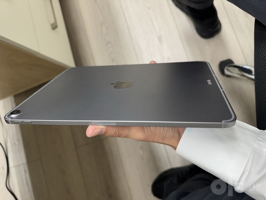 2026 iPad Air 11-inch (M4) 128 gb ( с e-sim)