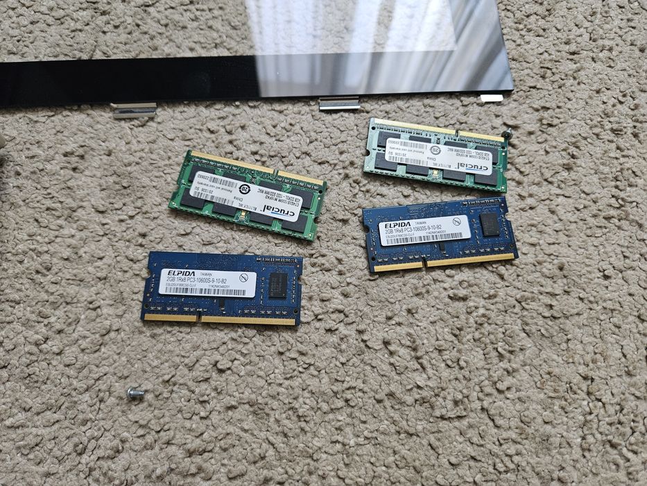 Piese iMac 21.5 preturi avantajoase