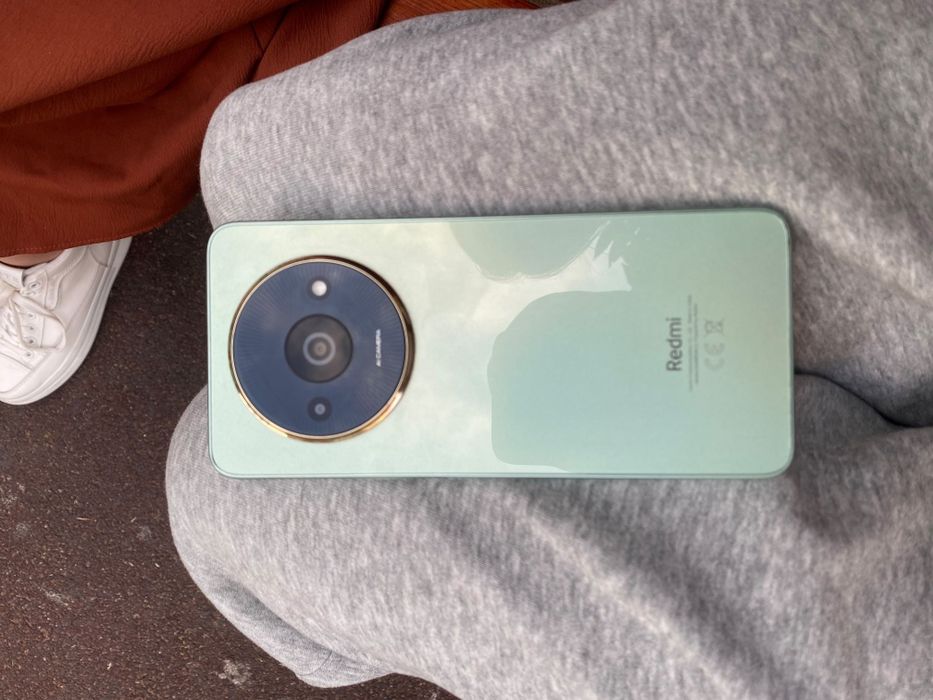 Продам Redmi A3x  64гб