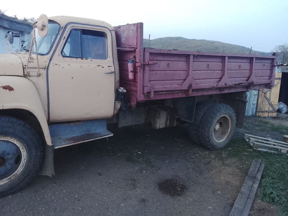 Газ 53 на активном ходу