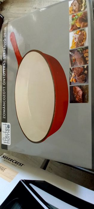 Tigaie gril  fontă emailata 24 cm /Promo 125 lei