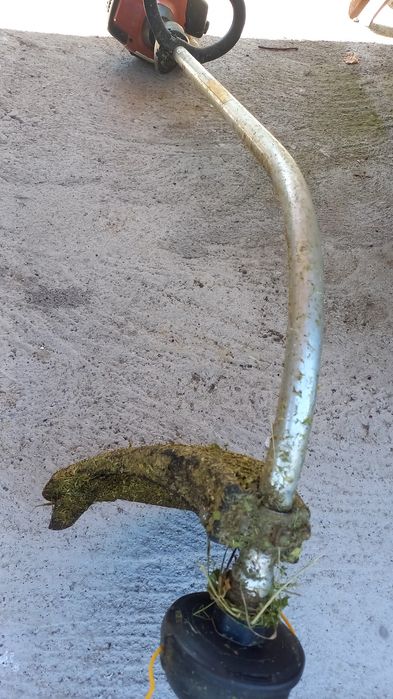 Тример Husqvarna щил