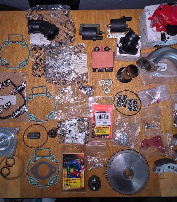 Piese noi Gilera Runner fxr 125 180 Piaggio SKR Hexagon Typhoon Skipper Aprilia sr 125 150 Malossi Polini