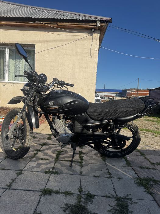 Yamaha YBR125 мотоцикл
