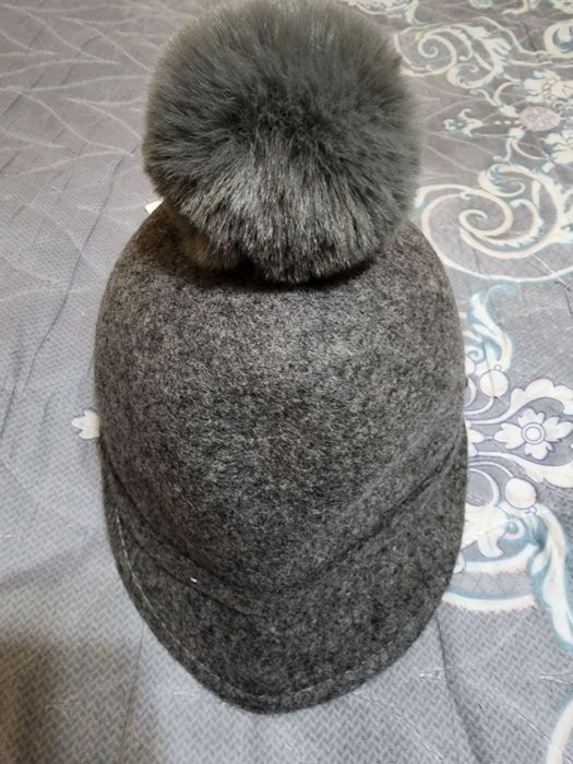 Шапка с помпоном Zara