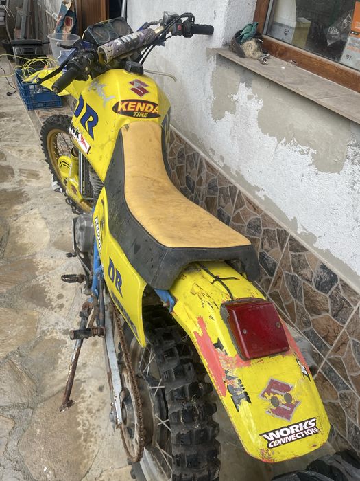 Suzuki dr 600 само на части
