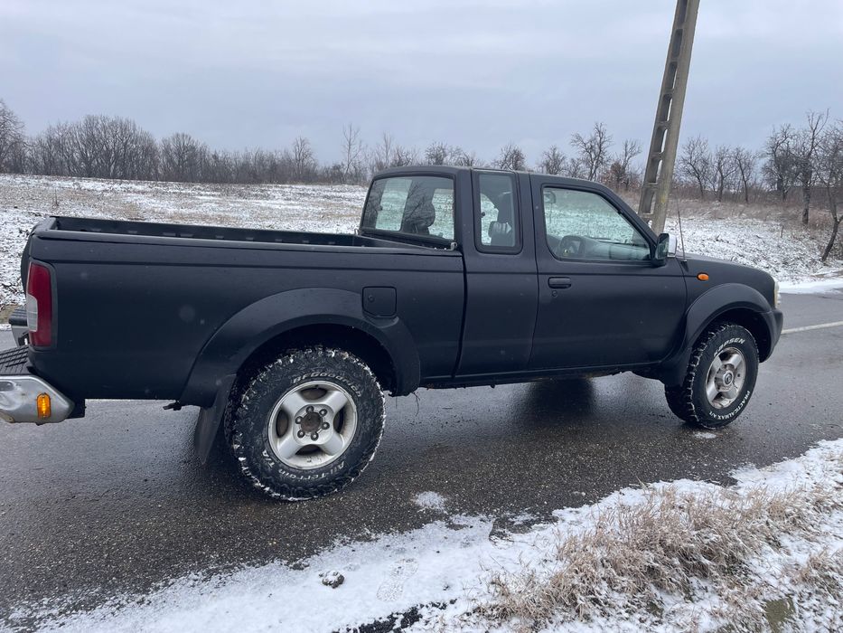 Nissan navara 2.5