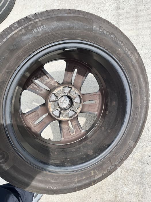 4бр. оригинални лети джанти 16” 5 х 114.3 с летни гуми за Хюндай И30