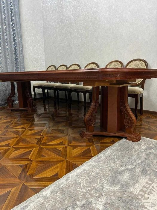 Стол в гостиную раскладной