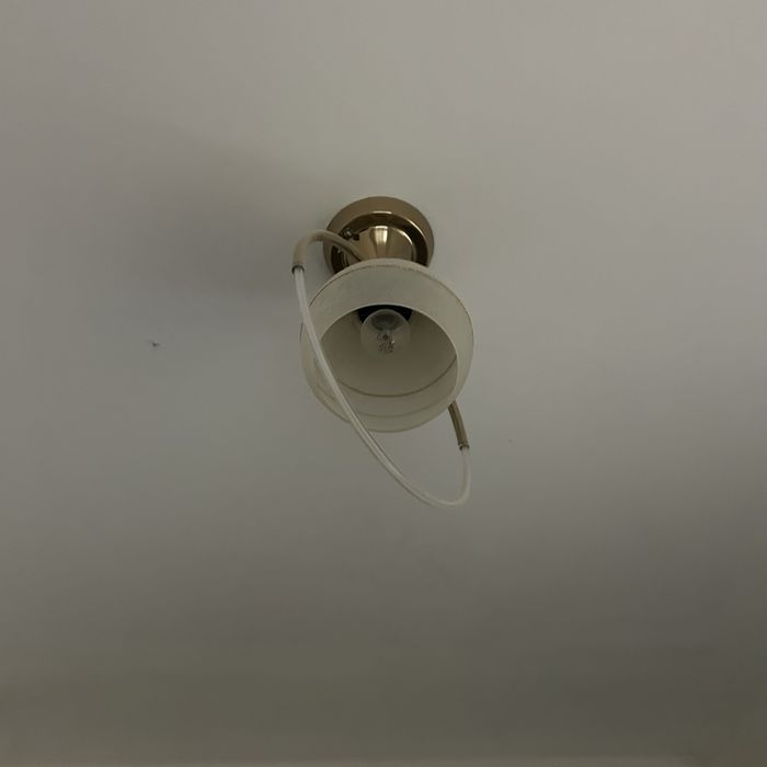 Продам люстры недорого