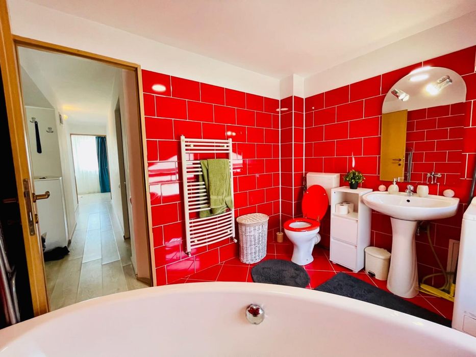 Inchiriez apartament Buna Ziua