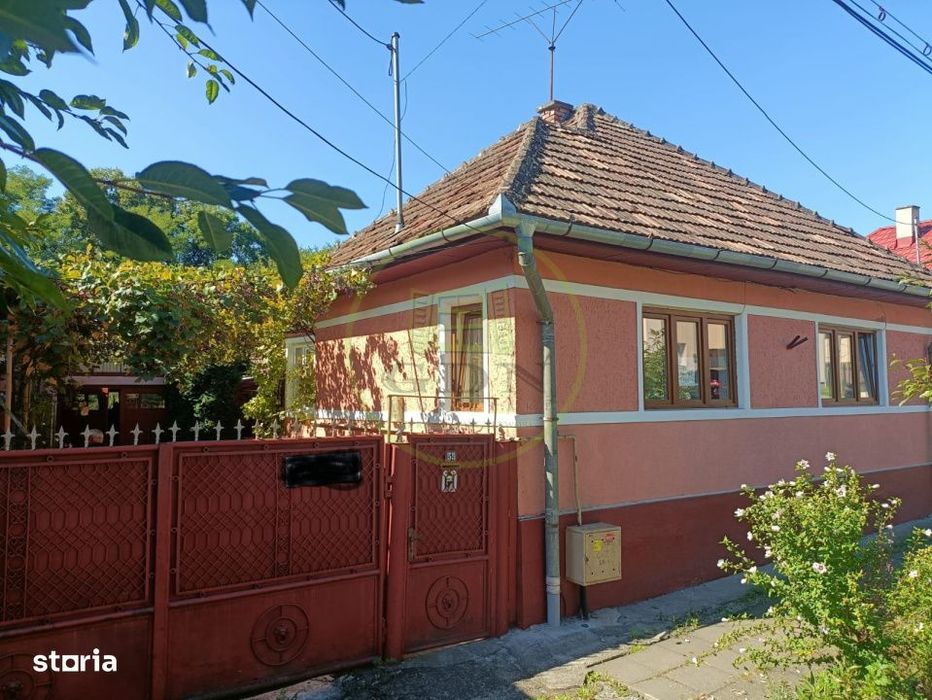 Casa de vanzare Reghin zona semicentrala
