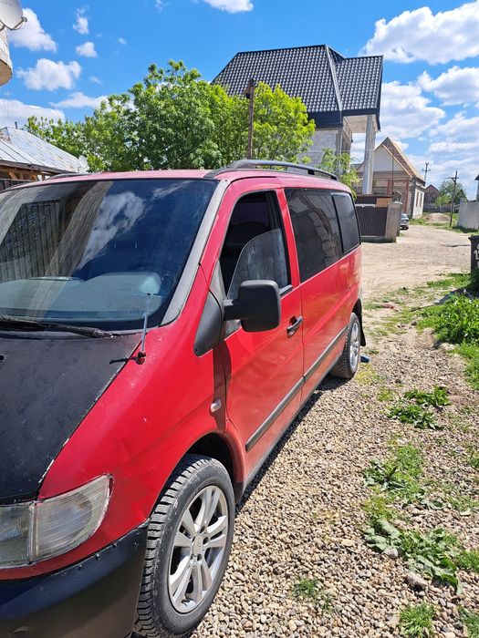 Vând Mercedes Vito anul 2001