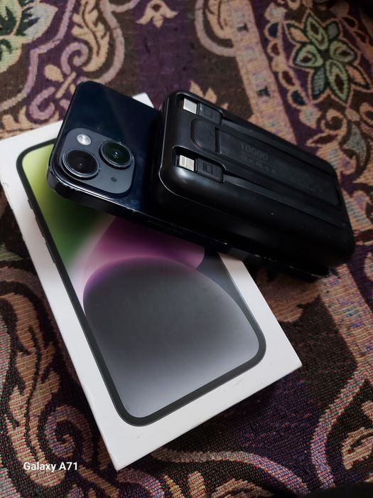 Продам Айфон 14 128гб