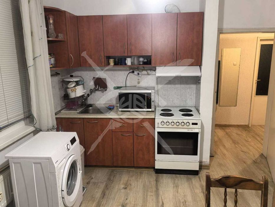 Дава се под наем Етаж от къща в Нови Искър - 100 кв.м за 498.27 € - Снимка #1