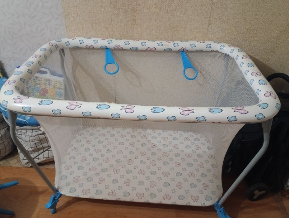 Отдам манеж детский