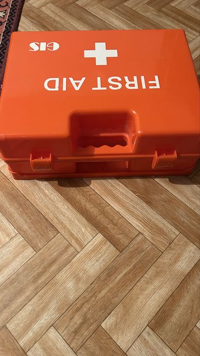 Аптечка большая