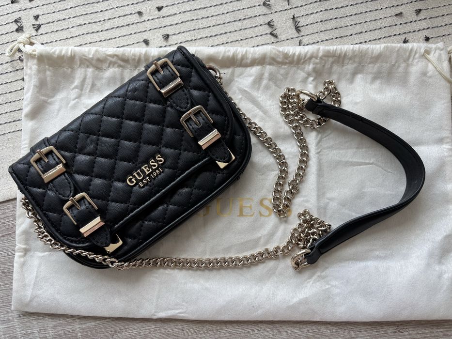 Малка чанта Guess