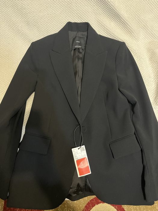 Продам женский пиджак бренда MANGO XS-S