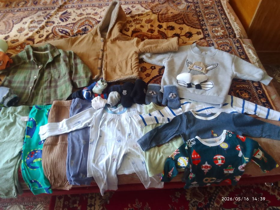 Продам детские вещи