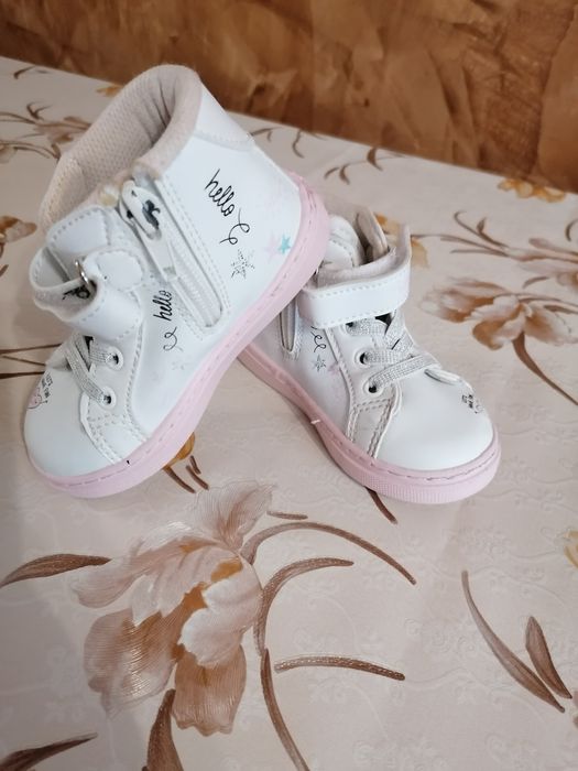 Детски високи кецове