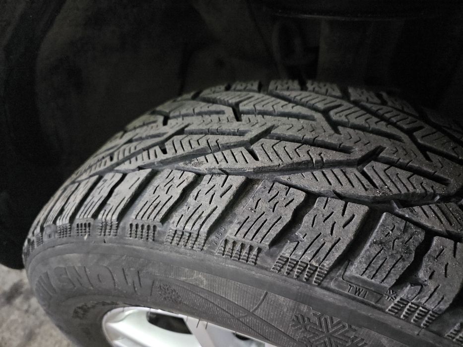 Джанти 17" цола със зимни гуми за BMW X5 E53