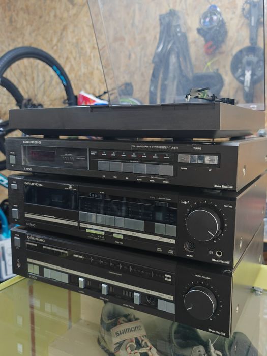 Сет Grundig - 220 евро всичко