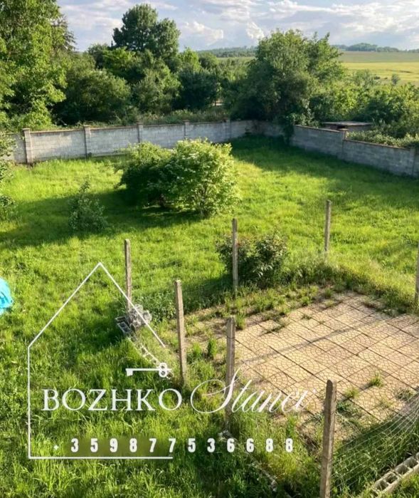 Продавам къща в с. Детелина