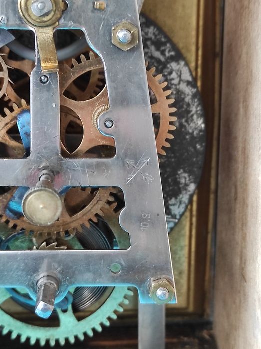 Стар Немски Механичен Часовник с Ключ-Обслужен