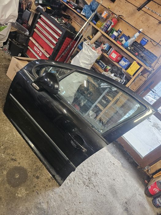 Usa stanga  fata Peugeot 207 2007 hatchback 1.4 hdi