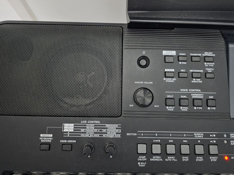Orga Yamaha PSR E463