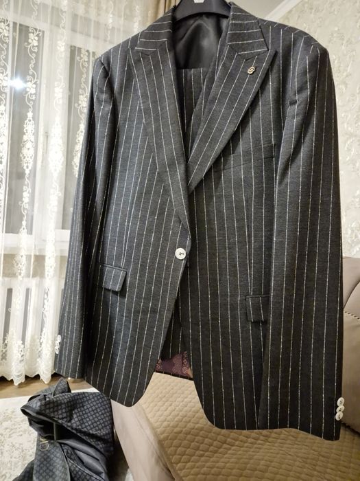 Костюм тройка. Размер 50.