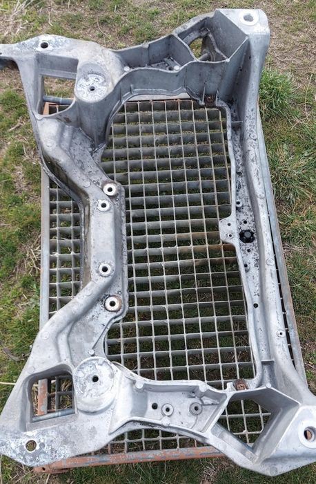 Преден мост мерцедед W203 2.2CDI