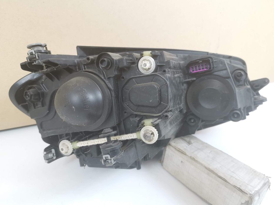 Ляв фар Халоген Фолксваген ВВ Голф 7 [фейслифт] Оригинален В добро със