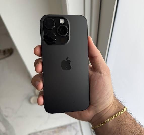 Iphone 16 pro с гарантией