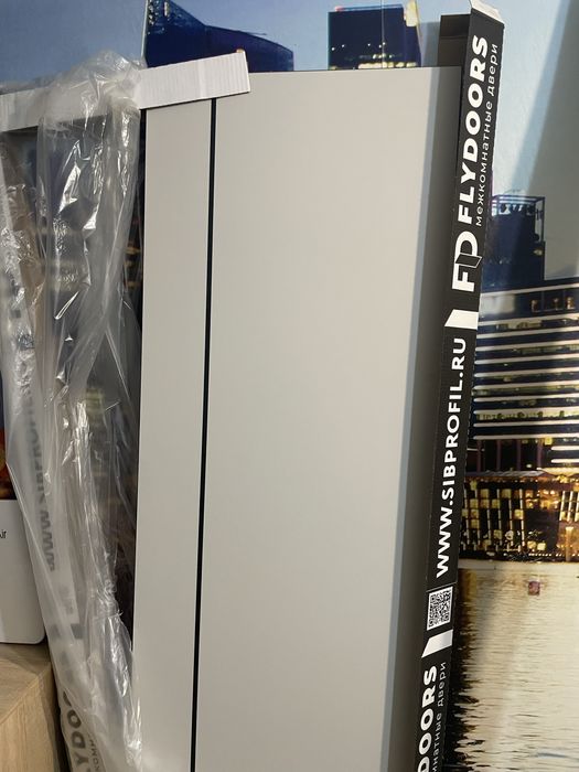 Продам дверь новая в пленке
