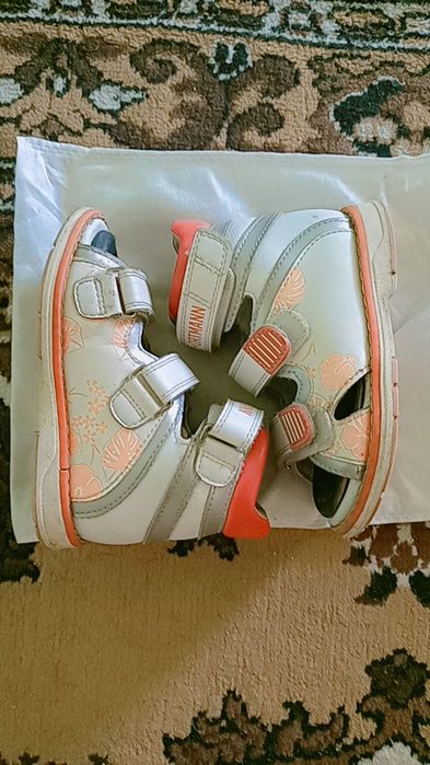 Обувь ортопедические для девочек.