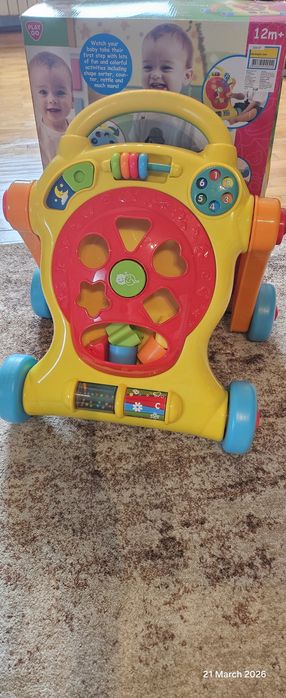 Premergator Playgo Tiny Steps Walker with Shape Sorter Activities