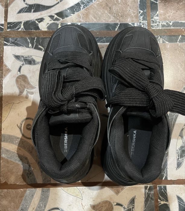 Обувки на Breshka