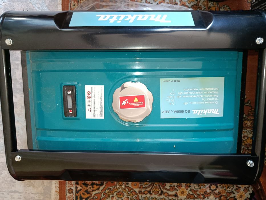 Генератор Makita новый