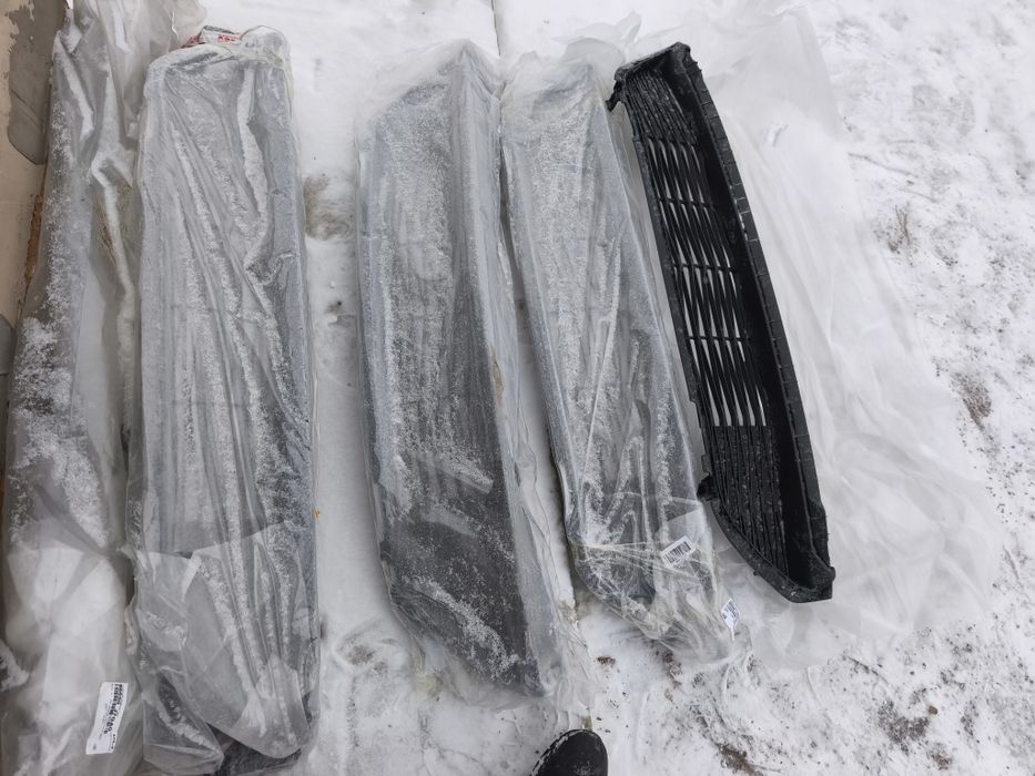 Решетка бампера нижняя Киа Сид kia ceed 86560J7DA0