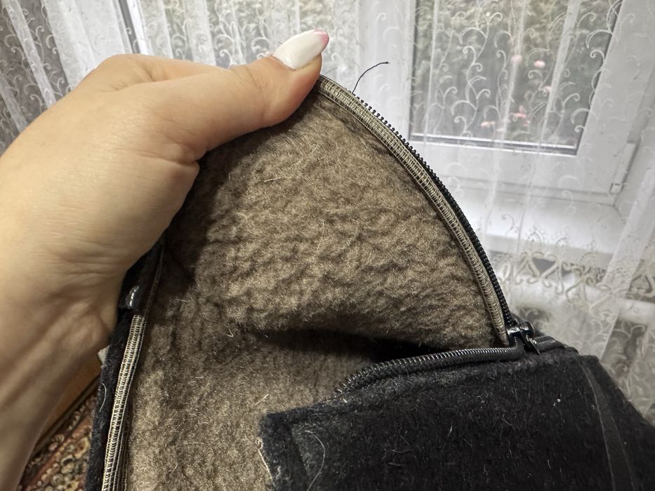 Продам зимние сапожки