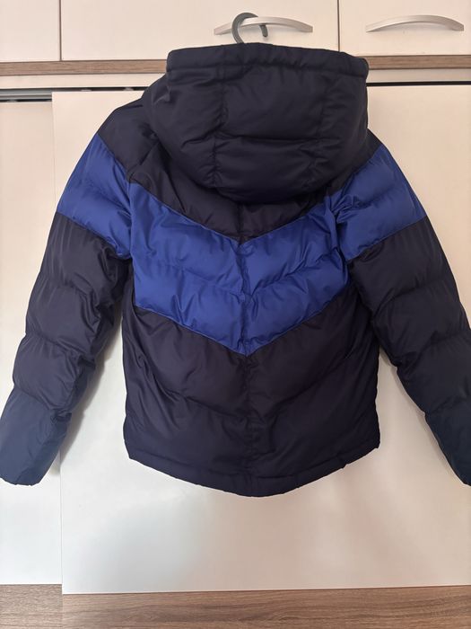 Зимно яке NIKE 128-137 см